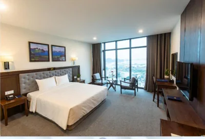 디럭스 더블룸 — Peace Hotel Hạ Long