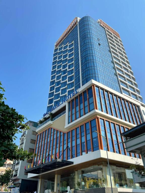 Peace Hotel Hạ Long – Ha Long Bay